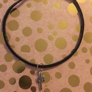 Cactus choker